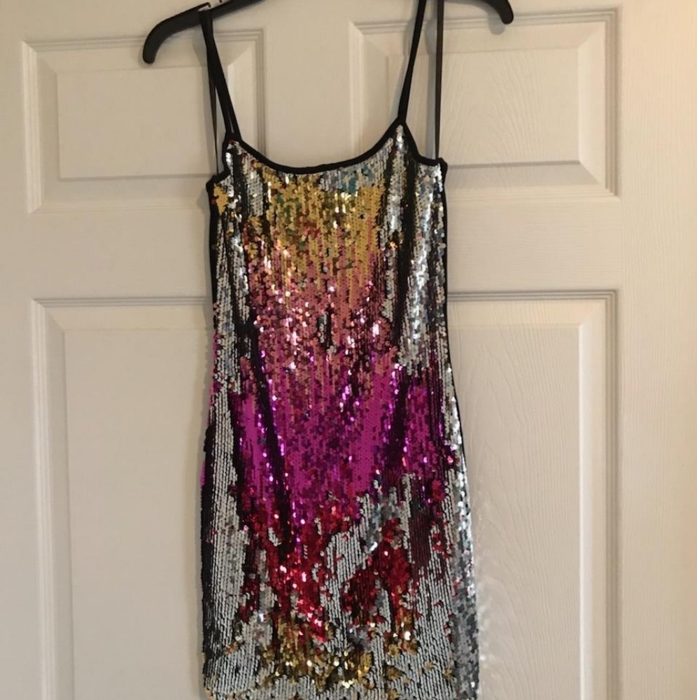Sparkly color changing dress for evening out!